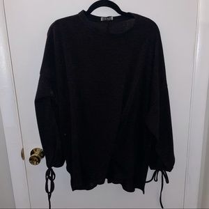 **Final Closeout** ChicSoul Black Tie Sleeve Sweater